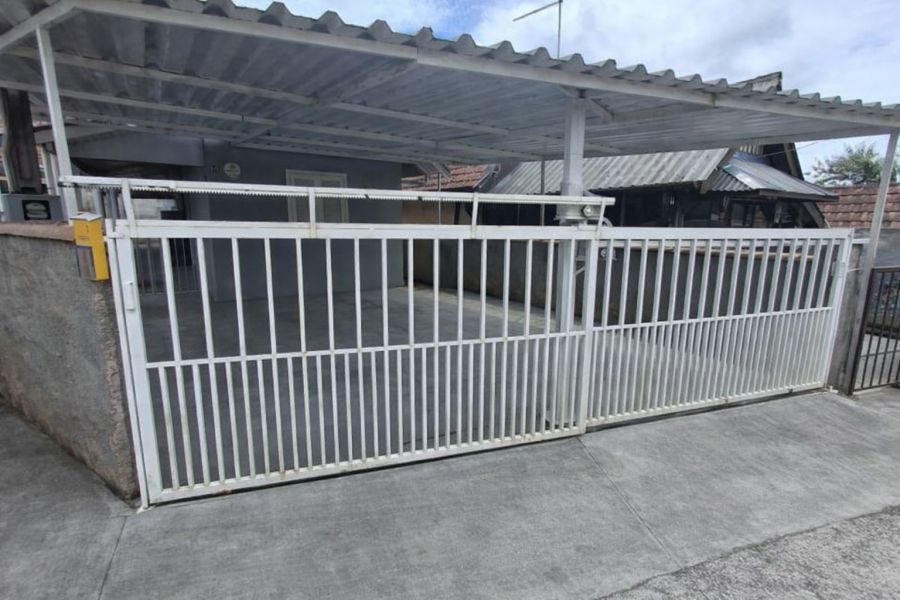 Casa - Venda - Jardim Elizabeth - Campos do Jord�o - SP